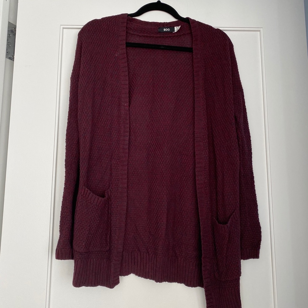 BDG Maroon cardigan with pockets.